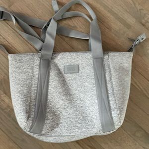 ❤️ Fantastic Set! Dagne Dover tote and matching Arlo tech case!